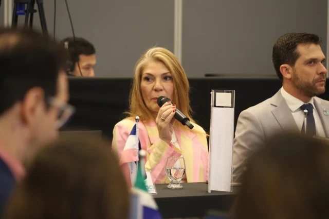 #TBT das discussões da 51ª Reunião Técnica do Conaci!

Para encerrar as atividades em Recife, Pernambuco, na sexta-feira, 27, os membros do Conaci se reuniram para debater pautas importantes para a gestão pública brasileira.

Integridade, Lei Anticorrupção, Lei Geral de Proteção de Dados e Nova Lei de Licitações e Contratos foram alguns dos assuntos tratados.

Confira os registros!

#controleinterno #integridade #leianticorrupção #lgpd #nllc